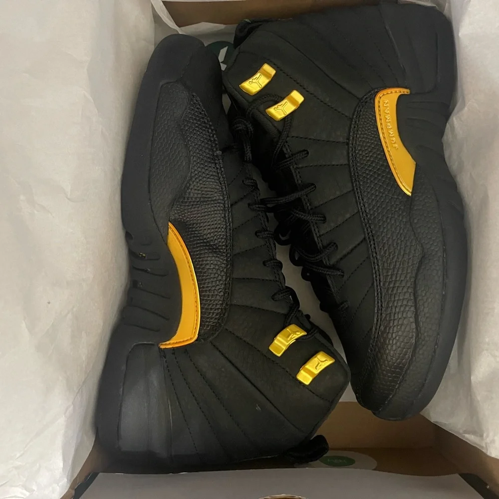 “New” Jordan 12 Retro Taxi Black/Gold Shoe Size 6 - Picture 10 of 10